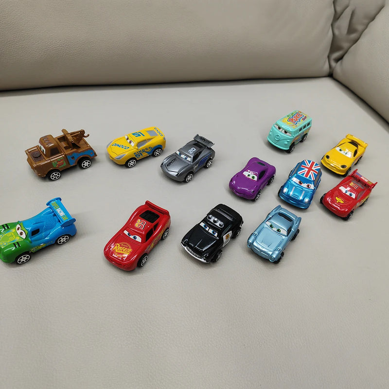 Carrinhos do Filme "Carros 3"